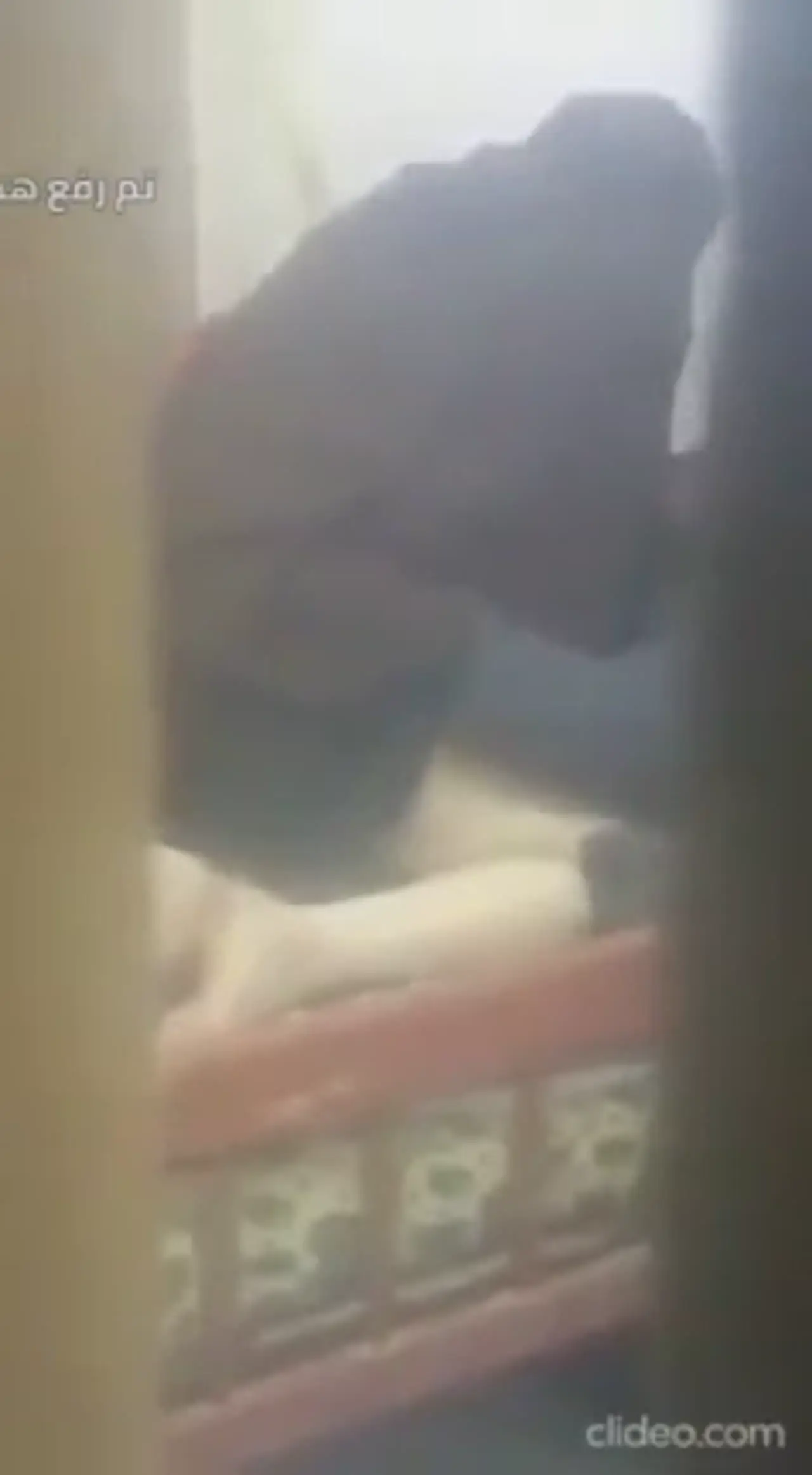 سكس مترجم - تصوير نيك مخفي مسرب ميلف سورية بالعباية صورة أصلية ساخنة 1